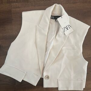 Zara Off-White Sleeveless Vest